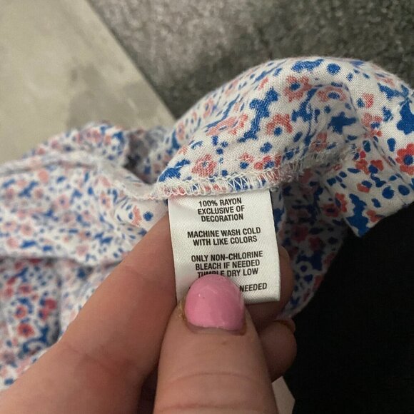 Tucker & Tate Girls Floral Embroidered Dress Pockets Short Sleeves Size 5 - Picture 6 of 6